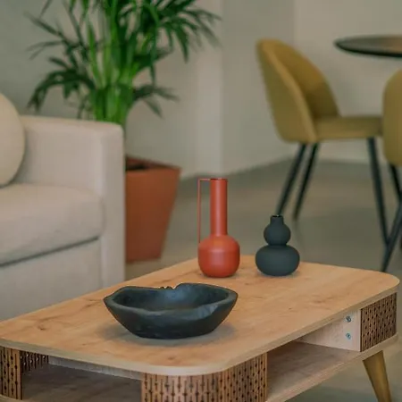 Hama Luxury Seaside Apartment