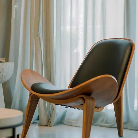 Hama Luxury Seaside Apartment *